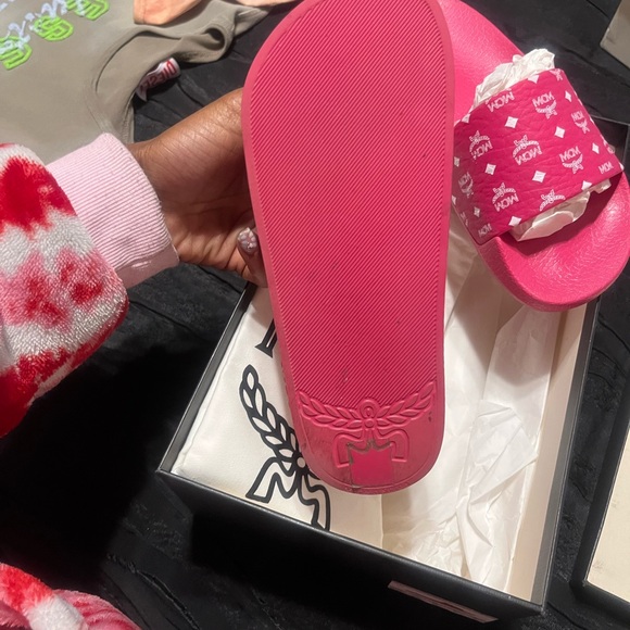 MCM Pink Slide Sandals - Picture 4 of 5